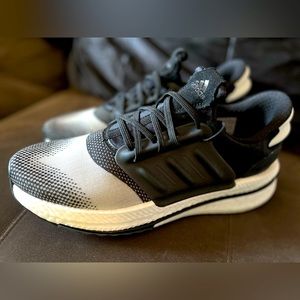 Adidas X_PLRBOOST Mens 9.5 sneaker with cushion insole. New, never worn, no box